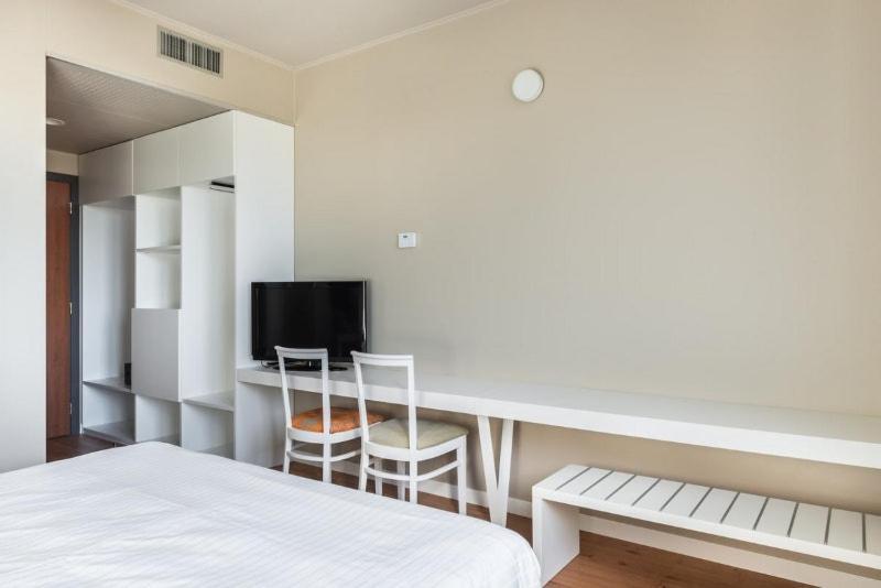Point Hotel Пьове-Ди-Сакко Экстерьер фото